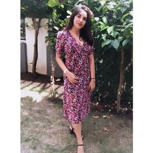 Meet your Posher, Shruti